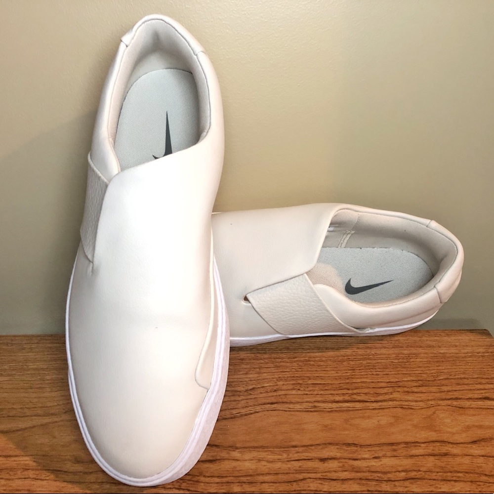 NEW Nike Blazer City Ease Slip On Shoe
